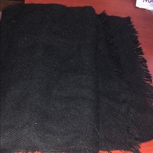 Black scarf with fringe